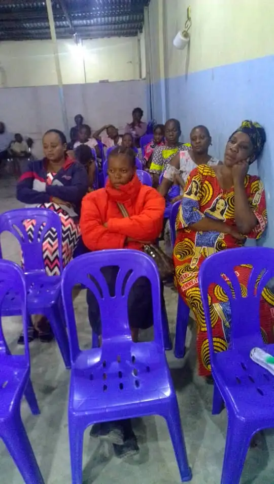 fidèles de l'église beth yeshua